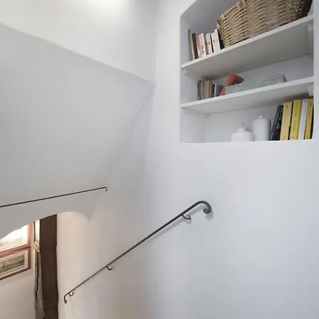 Hostdomus - Almare * Alassio