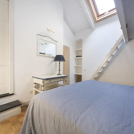 Hostdomus - Almare Apartament