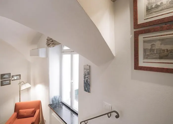 Hostdomus - Almare * Alassio